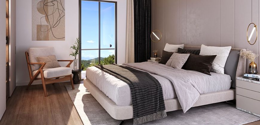 Saint-Tropez, La Garde-Freinet; 3-4 bed town houses